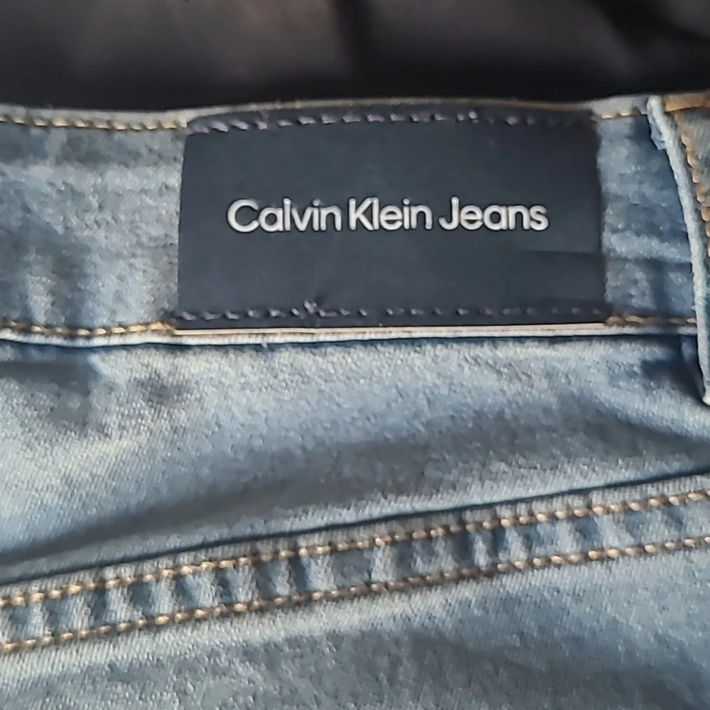 Calvin Klein Girl Shorts, Blue, size 12 - Picture 4 of 7